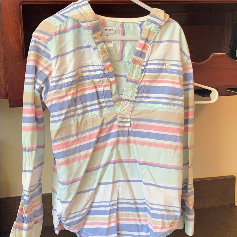Boys size 7 shirt from carters